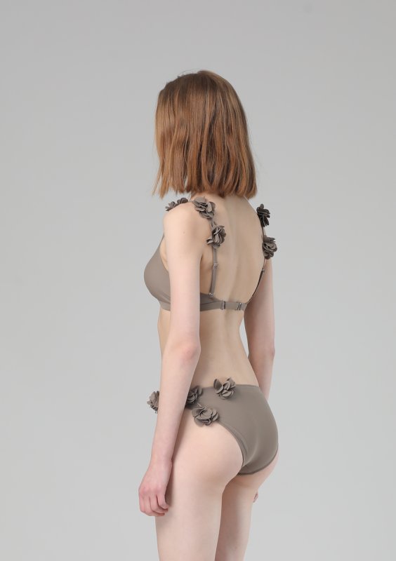 画像9: 肩フリル花つけビキニ２点セット水着 (9)