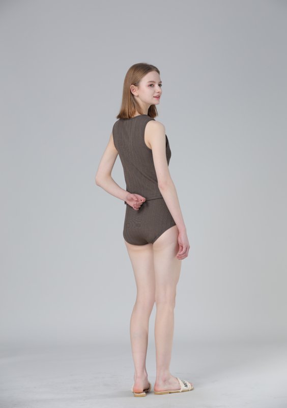 画像18: インナーカップつきタンキニとショーツとショットパンツ付3点セット水着 (18)