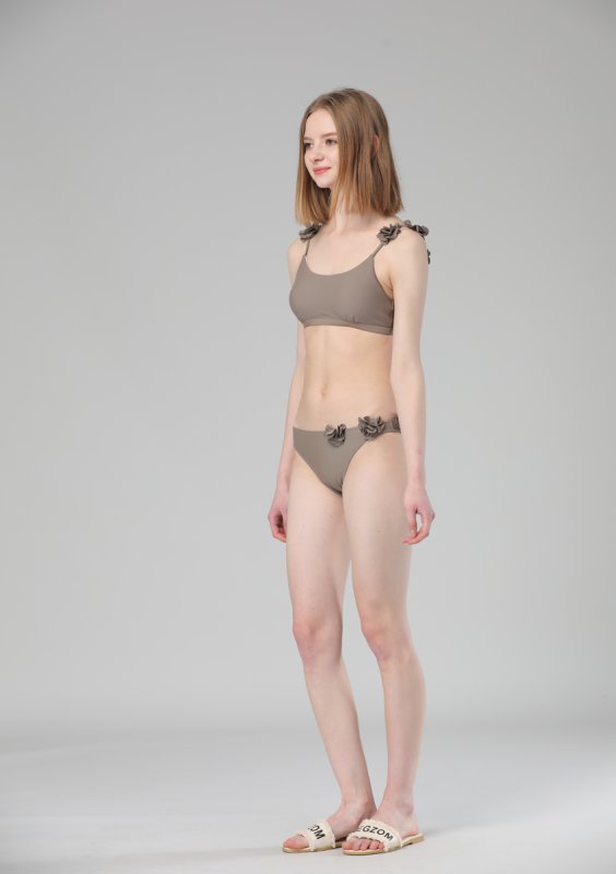 画像10: 肩フリル花つけビキニ２点セット水着 (10)