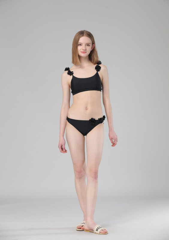 画像15: 肩フリル花つけビキニ２点セット水着 (15)