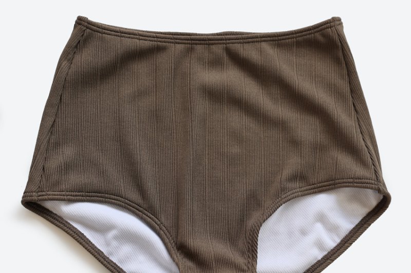 画像27: インナーカップつきタンキニとショーツとショットパンツ付3点セット水着 (27)