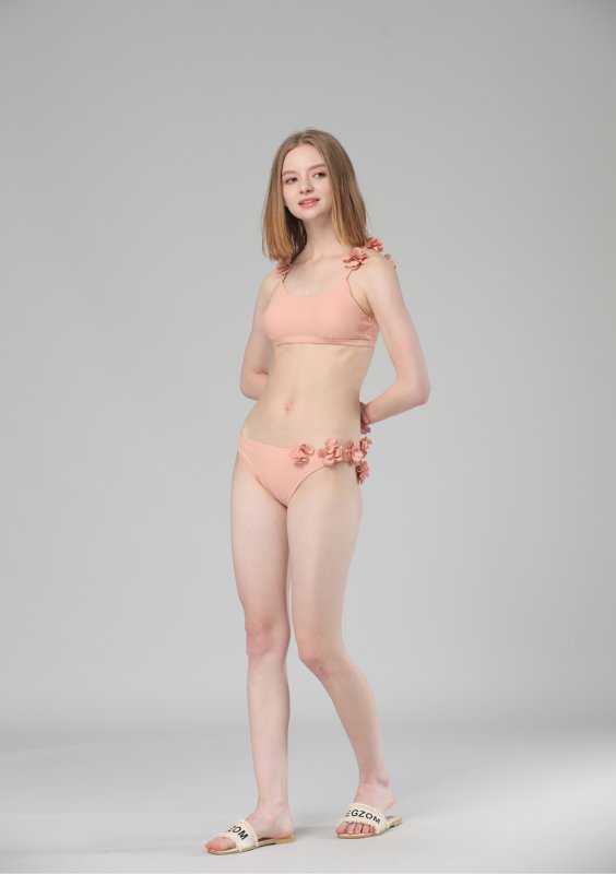 画像19: 肩フリル花つけビキニ２点セット水着 (19)