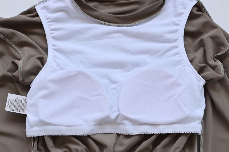 画像5: 長袖カップ付きTシャツとハイウェストショット二点セット水着　レディース 2点セット 体型カバー UVカットレイヤード風 ラッシュガード トップス かわいい ノンワイヤー パッド付き (5)